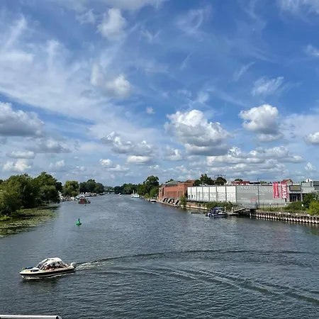 Apartamento Altbauapartment In Wassernaehe Und Magenta Tv *