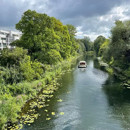 Altbauapartment In Wassernähe Und Magenta Tv *