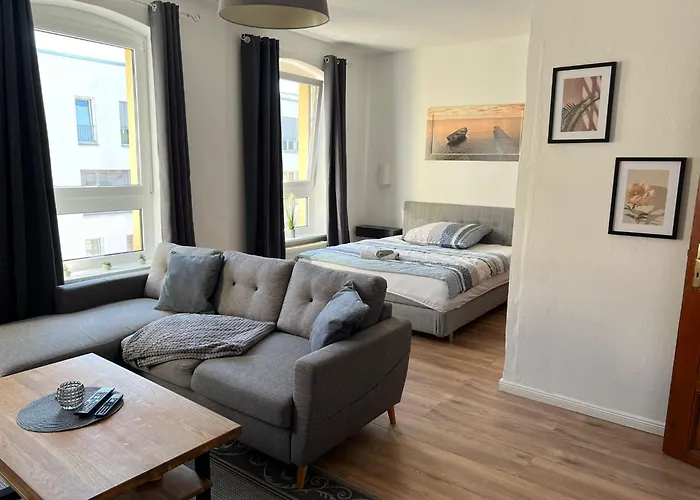 Apartamento Altbauapartment In Wassernaehe Und Magenta Tv Brandenburg (Brandenburg an der Havel)