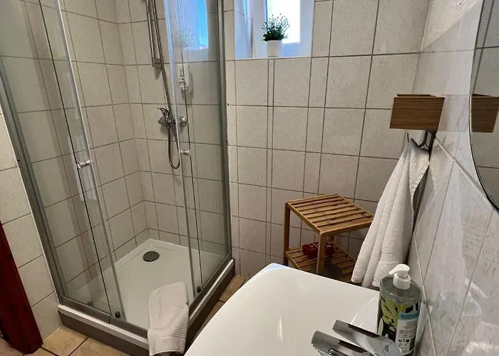 Altbauapartment In Wassernaehe Und Magenta Tv * Brandenburg (Brandenburg an der Havel)